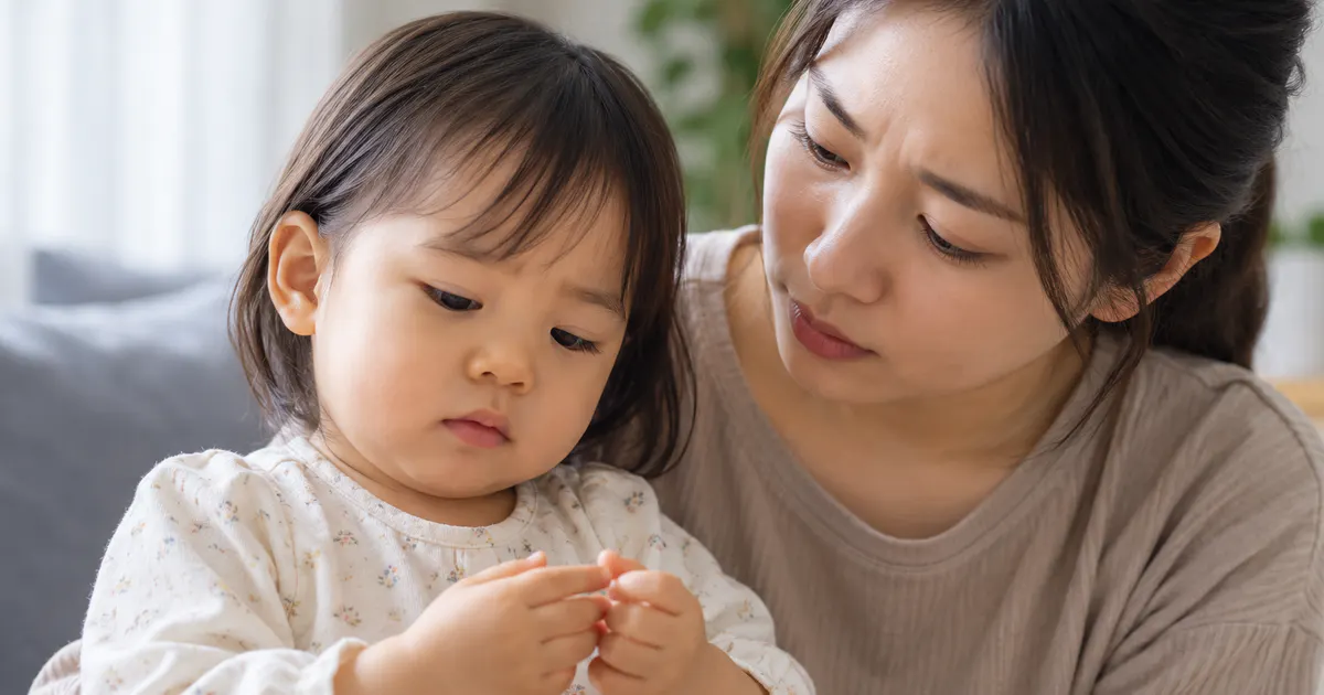 Kháng sinh làm thay đổi màu phân ở trẻ không: cha mẹ theo dõi trẻ an toàn